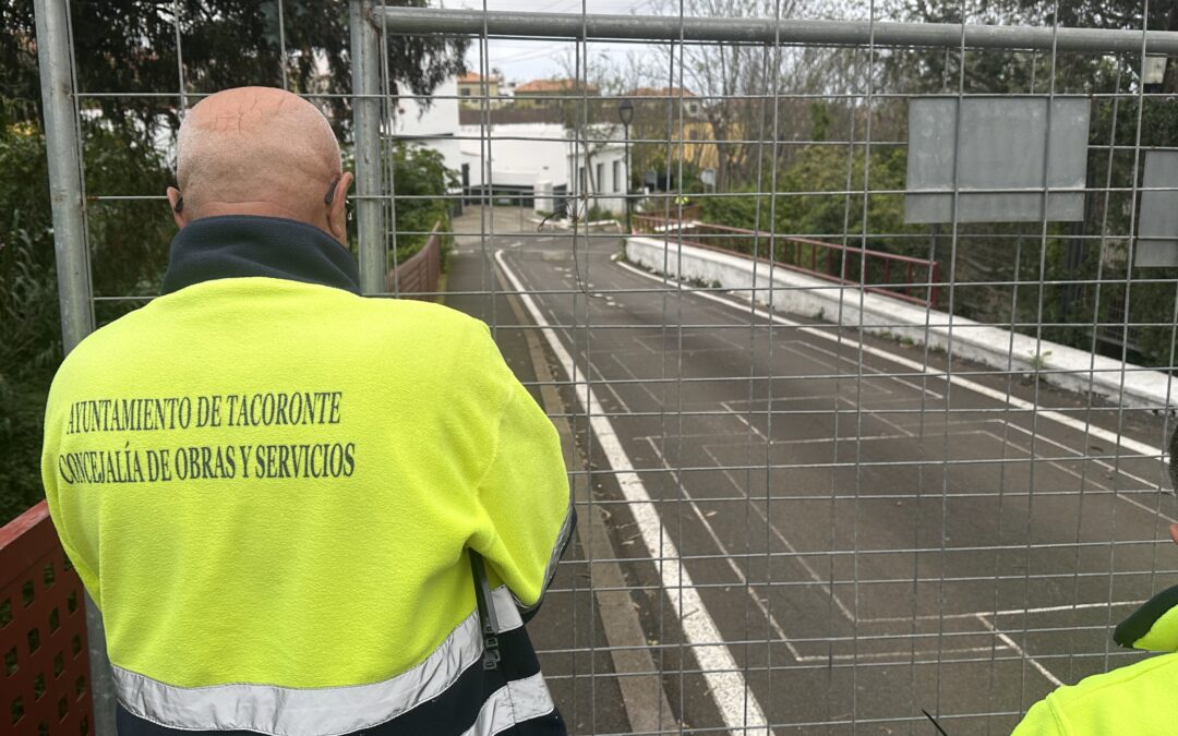 El Ayuntamiento de Tacoronte cierra el puente de Teobaldo Power ante la aparición de grietas en la vía