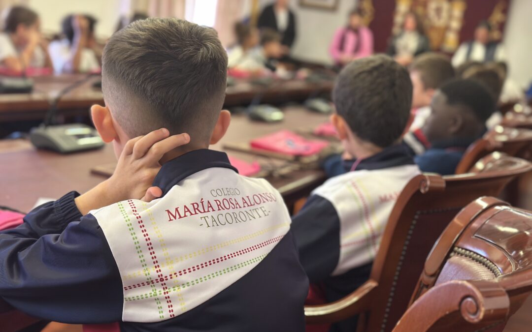 Escolares de 5º de Primaria del CEIP María Rosa Alonso conocen las dependencias y proyectos prioritarios del Ayuntamiento de Tacoronte