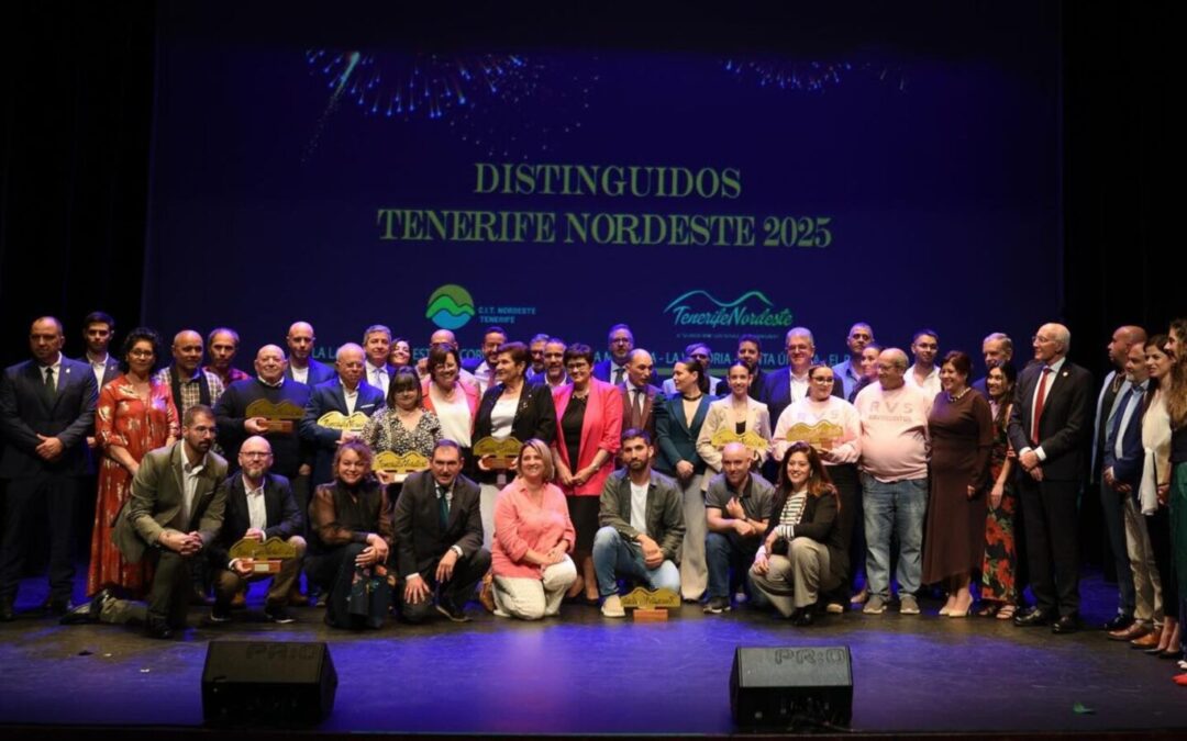 Raviscuditos y Miss Mosto, premiados por Tacoronte en la Gala Distinguidos Tenerife Nordeste 2025