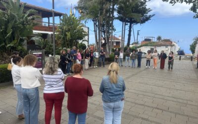 El Ayuntamiento de Tacoronte guarda un minuto de silencio en señal de repulsa y consternación por el último asesinato machista acaecido en Arona
