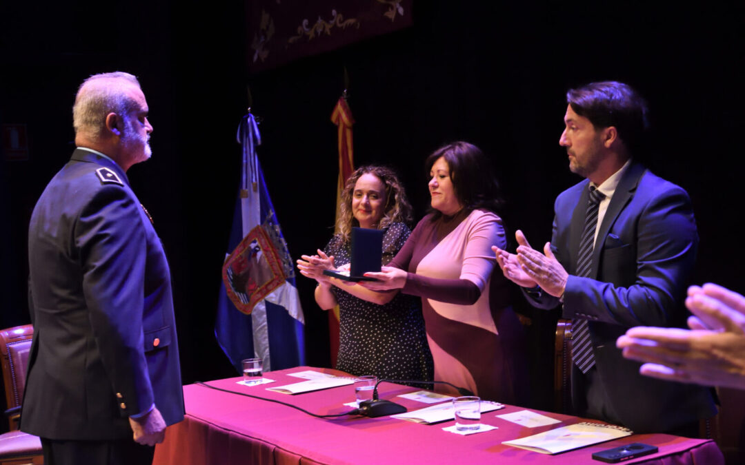 El Ayuntamiento de Tacoronte reconoce la trayectoria profesional de seis agentes de la Policía Local