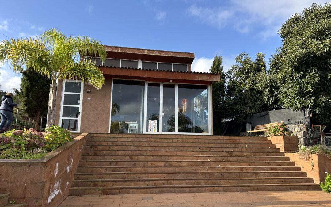 Concluye el cerramiento integral del local social de Camino La Cuesta