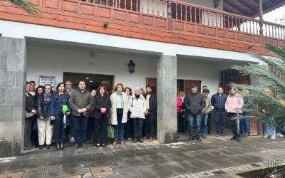 Tacoronte guarda un minuto de silencio por las víctimas del accidente ferroviario de Córdoba